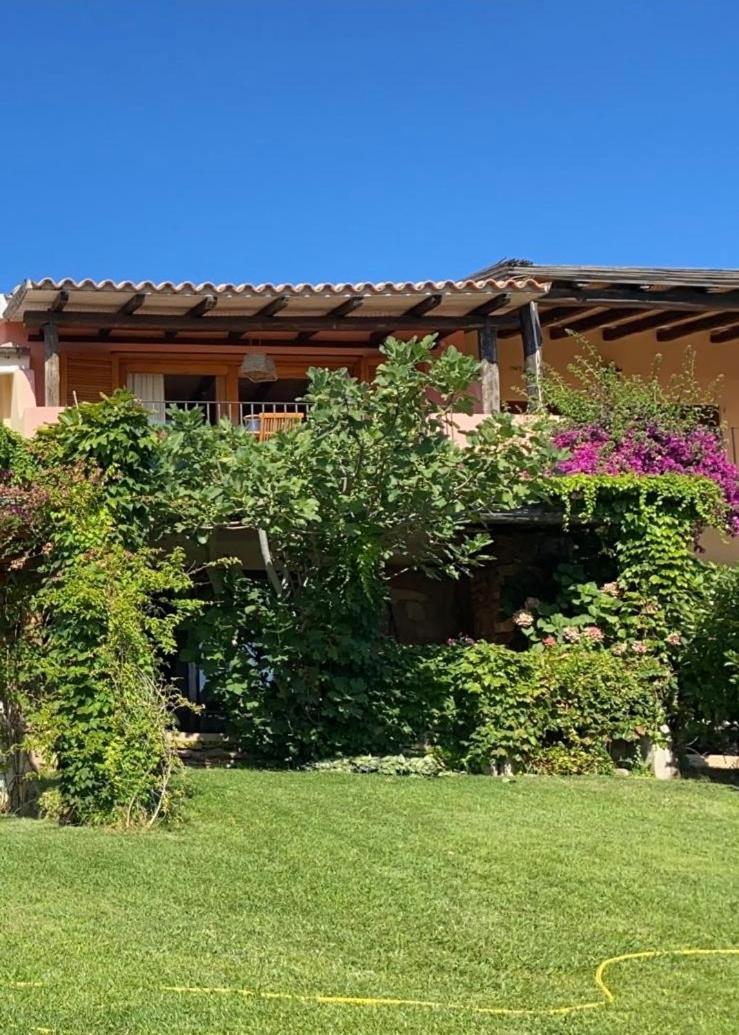 Sardegna Porto Rotondo Monolocale Con Vista Giardino E Mare Apartment Exterior photo